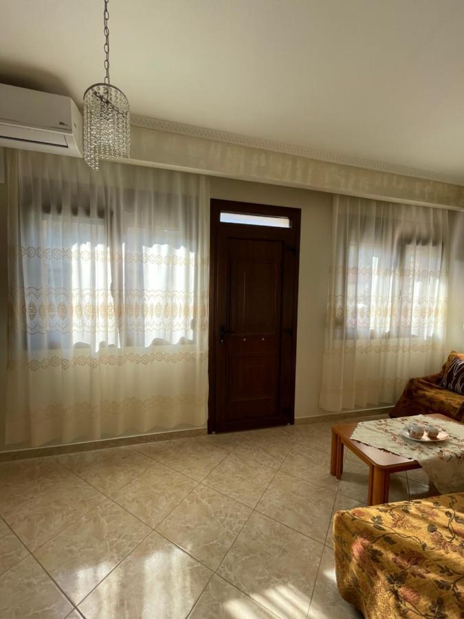 Leonora'S Apartment Прінос Екстер'єр фото