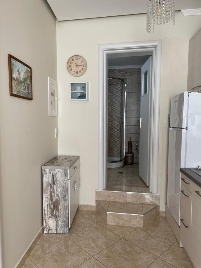 Leonora'S Apartment Прінос Екстер'єр фото