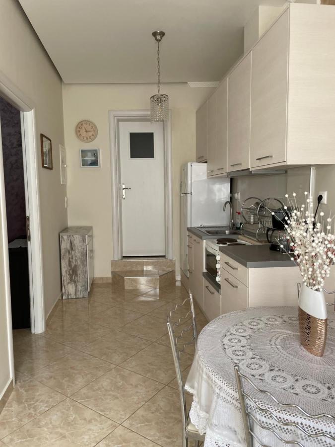 Leonora'S Apartment Прінос Екстер'єр фото